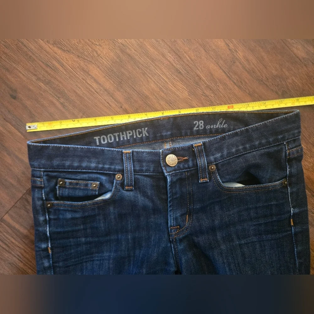 J. Crew Toothpick Ankle Dark Wash Jeans Size 28